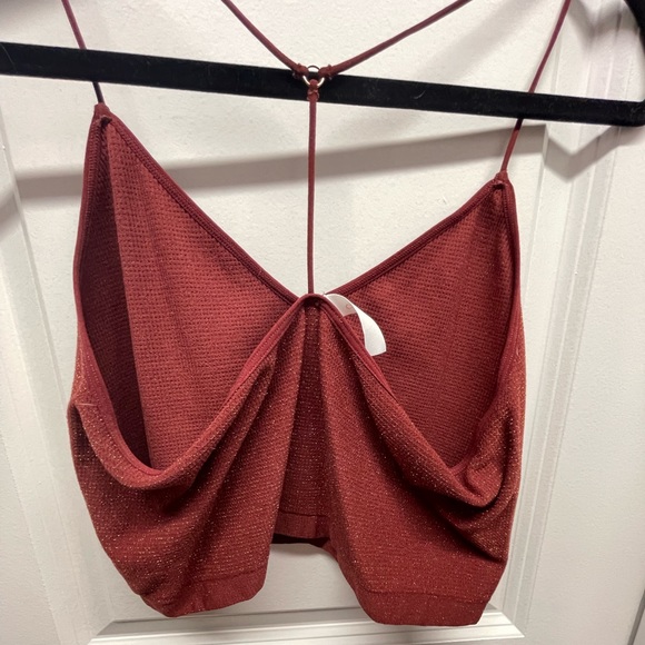 Red crop tank with gold glitter - Picture 3 of 8